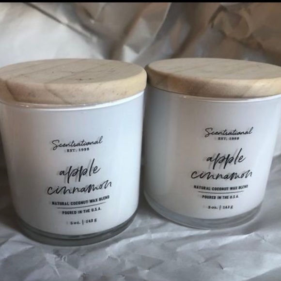 🌹2 for $25🌹 Candles, apple cinnamon , 5oz each